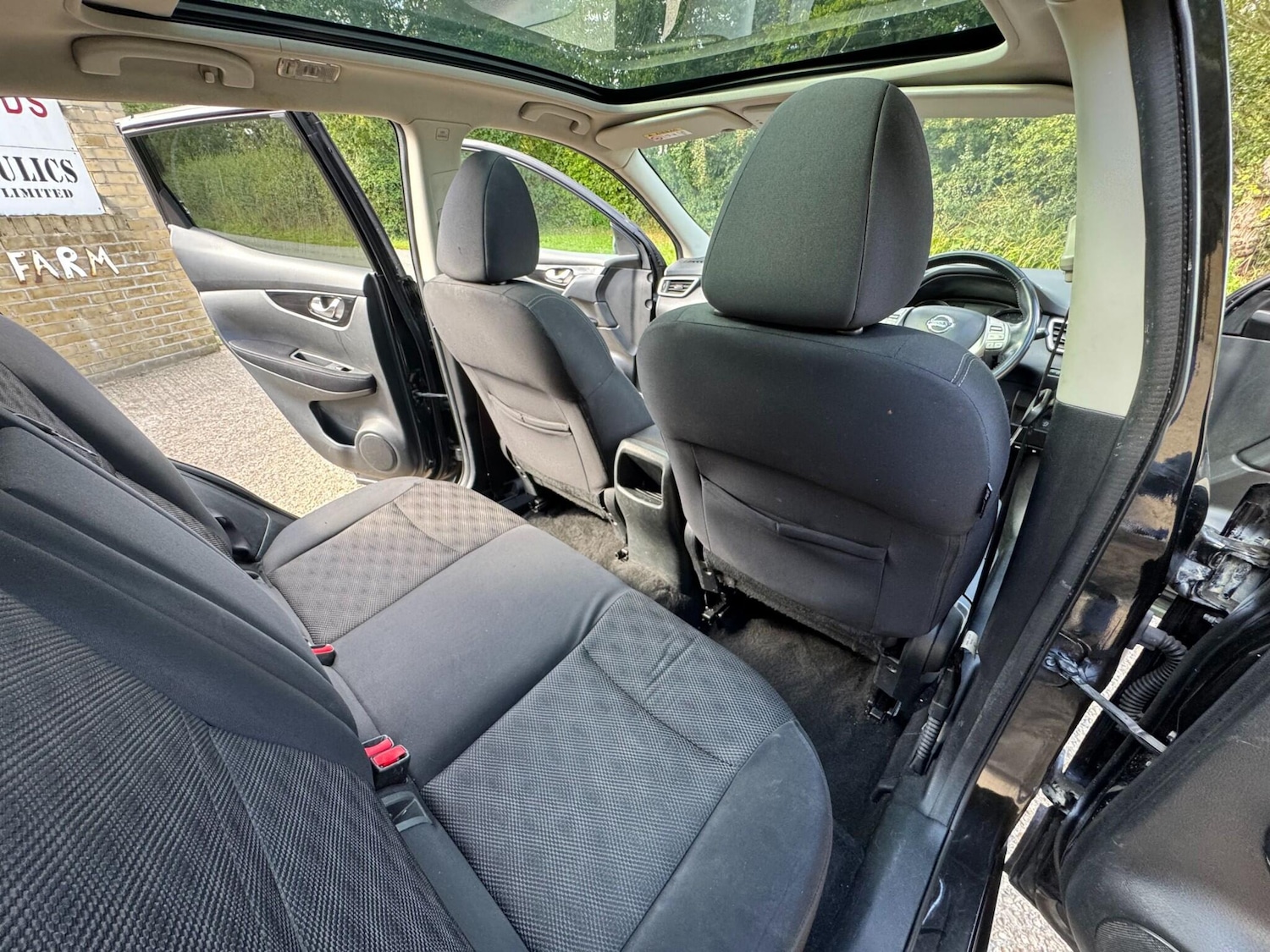 Used Nissan Qashqai 2014 for sale - 76781087: Photo 71