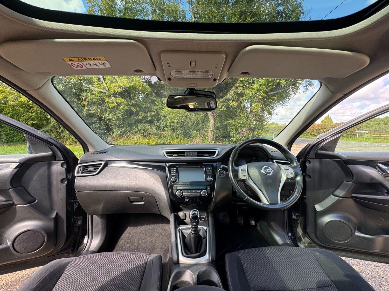 Used Nissan Qashqai 2014 for sale - 76151903: Photo 6