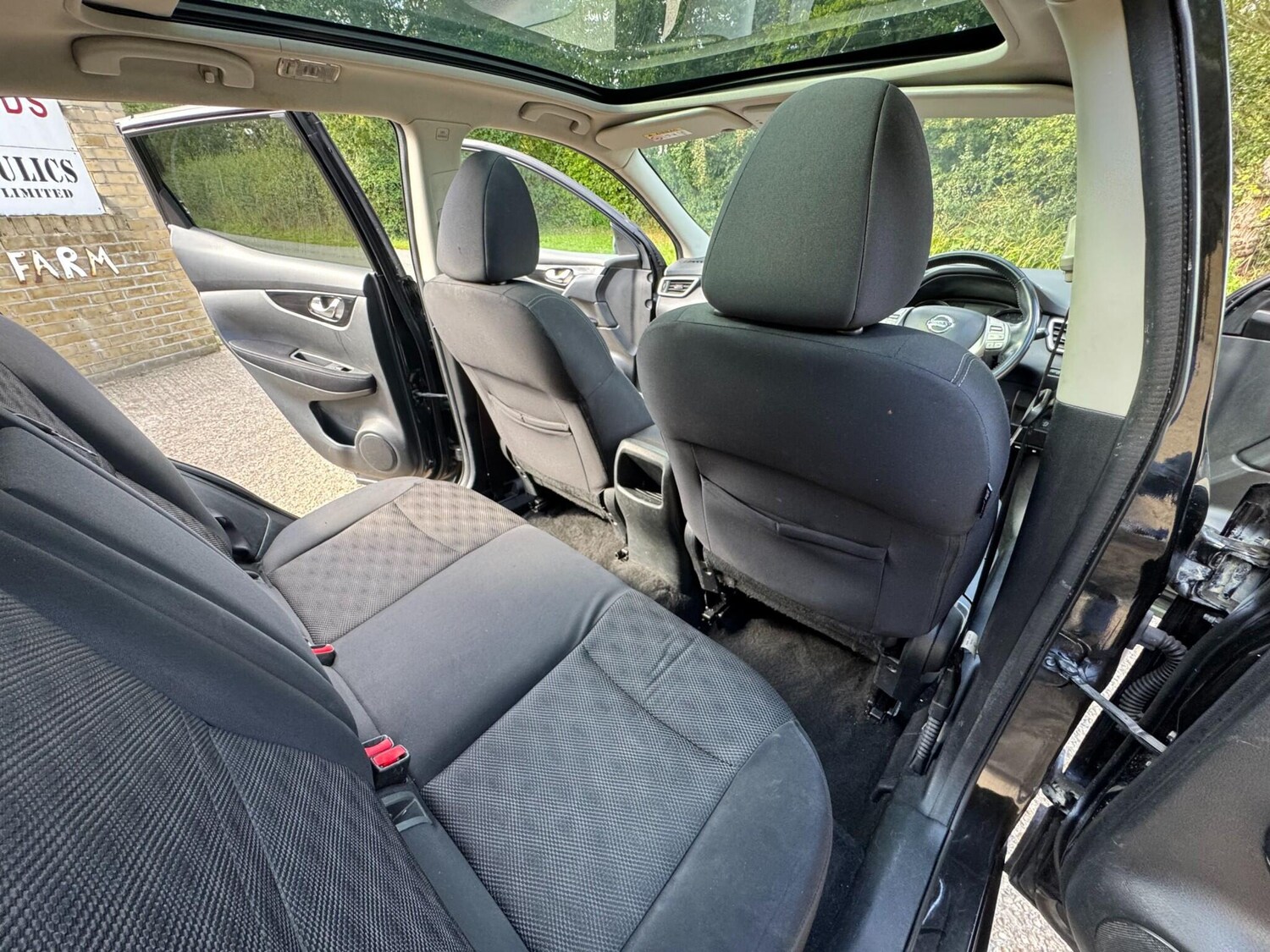 Used Nissan Qashqai 2014 for sale - 76151903: Photo 65