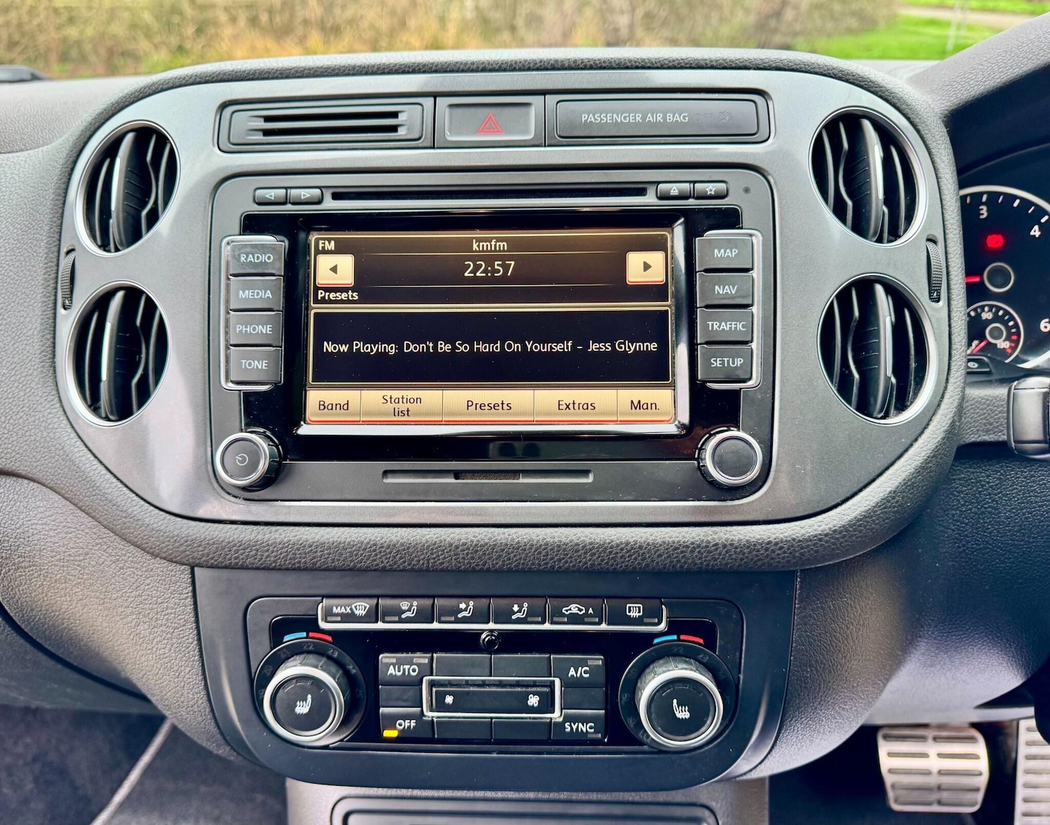 Used Volkswagen Tiguan for sale - 77925943: Photo 87