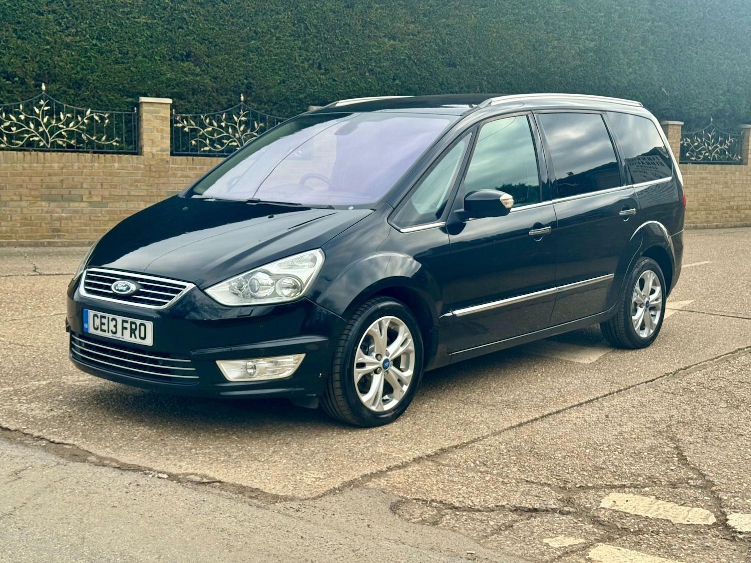 Used Ford Galaxy 2013 for sale - 78002276: Photo 4