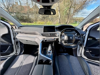 Used Peugeot 3008 2019 for sale - 77267707: Photo