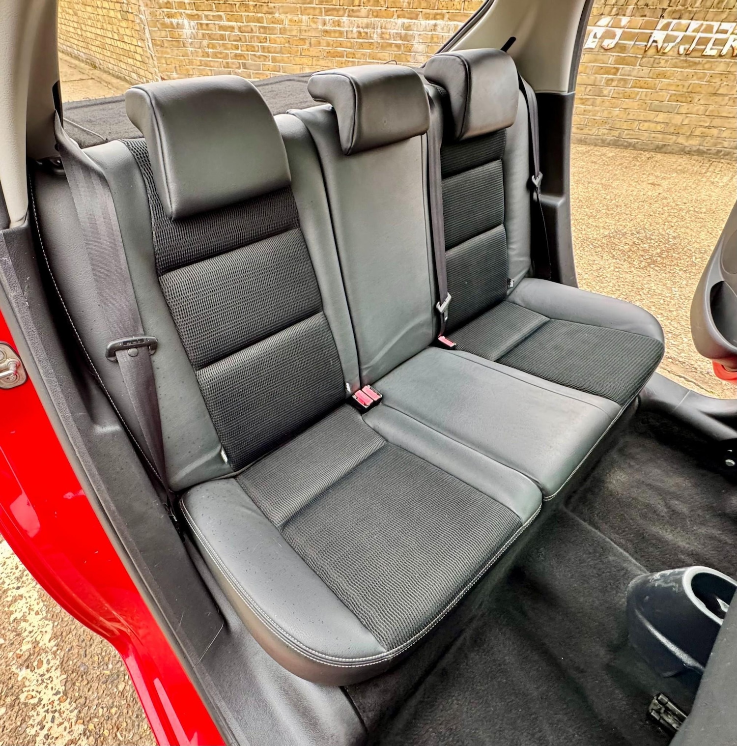 Used Peugeot 207 2011 for sale - 78128693: Photo 21