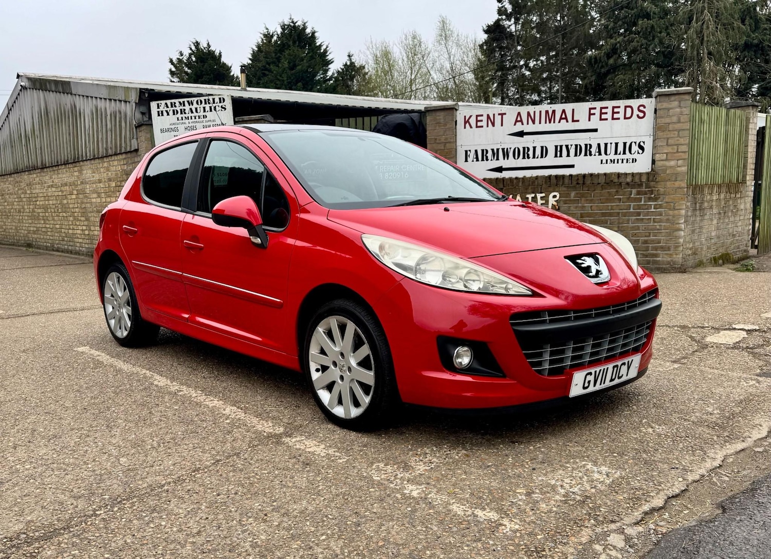 Used Peugeot 207 2011 for sale - 78128693: Photo 32