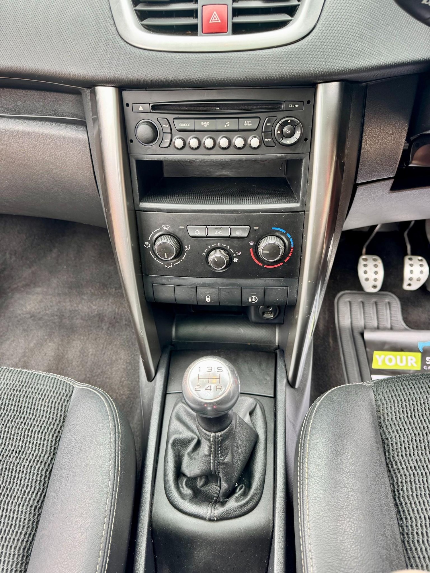 Used Peugeot 207 2011 for sale - 78128693: Photo 6