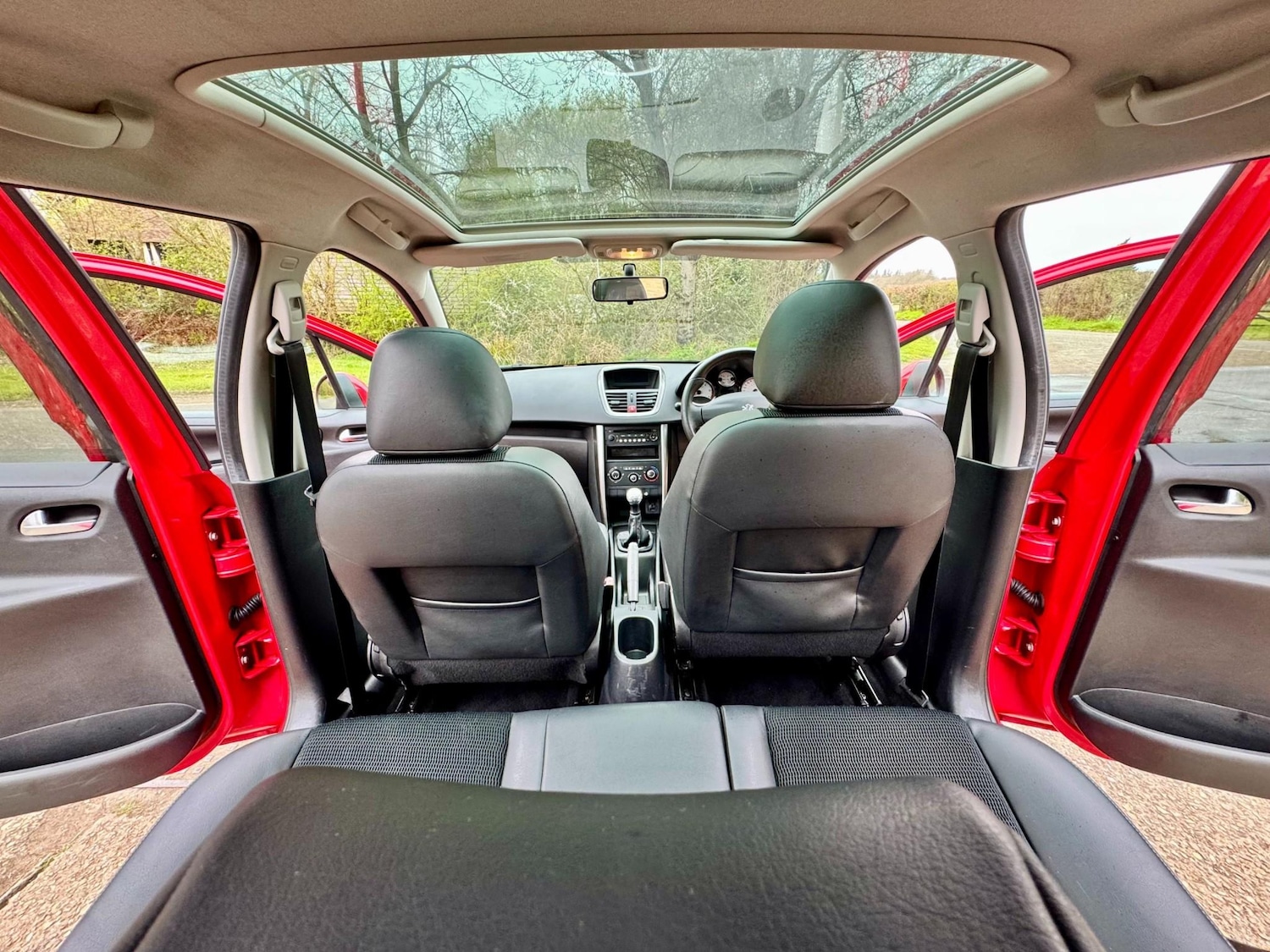 Used Peugeot 207 2011 for sale - 78128693: Photo 71