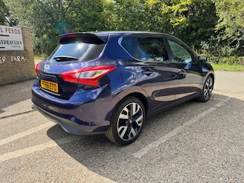 Used Nissan Pulsar 2016 for sale - 76151594: Photo