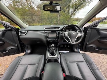 Used Nissan X-Trail 2017 for sale - 76521953: Photo