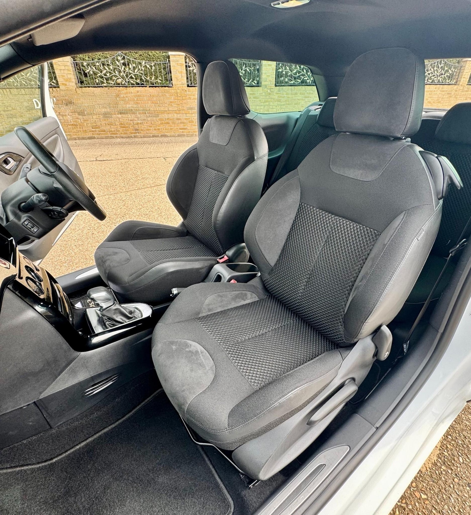 Used DS Automobiles DS 3 2017 for sale - 77984110: Photo 65