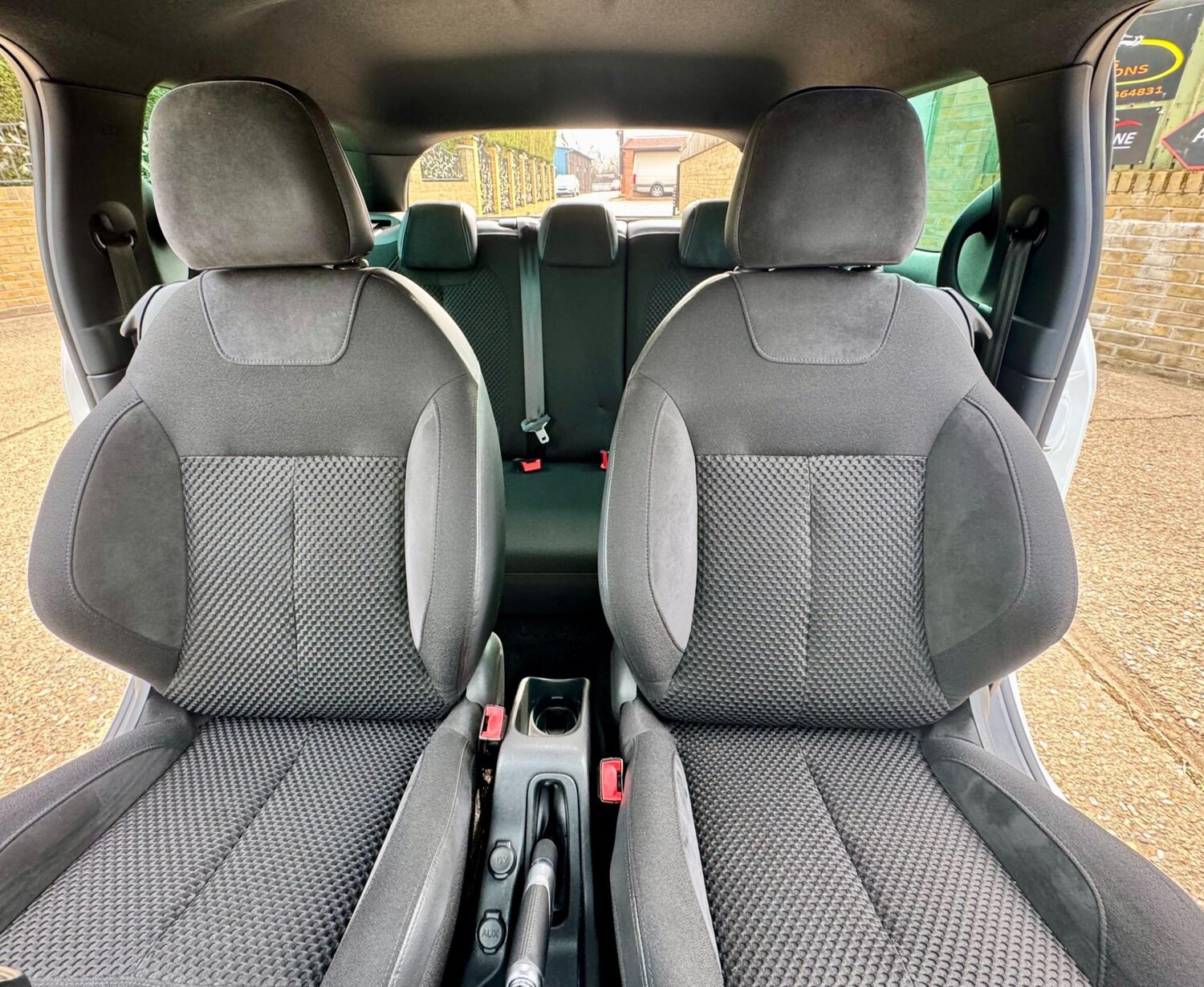 Used DS Automobiles DS 3 2017 for sale - 77984110: Photo 77