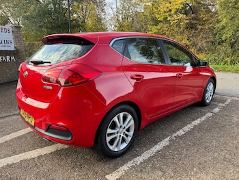 Used Kia Ceed 2015 for sale - 76399109: Photo