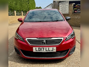 Used Peugeot 308 2017 for sale - 79312803: Photo