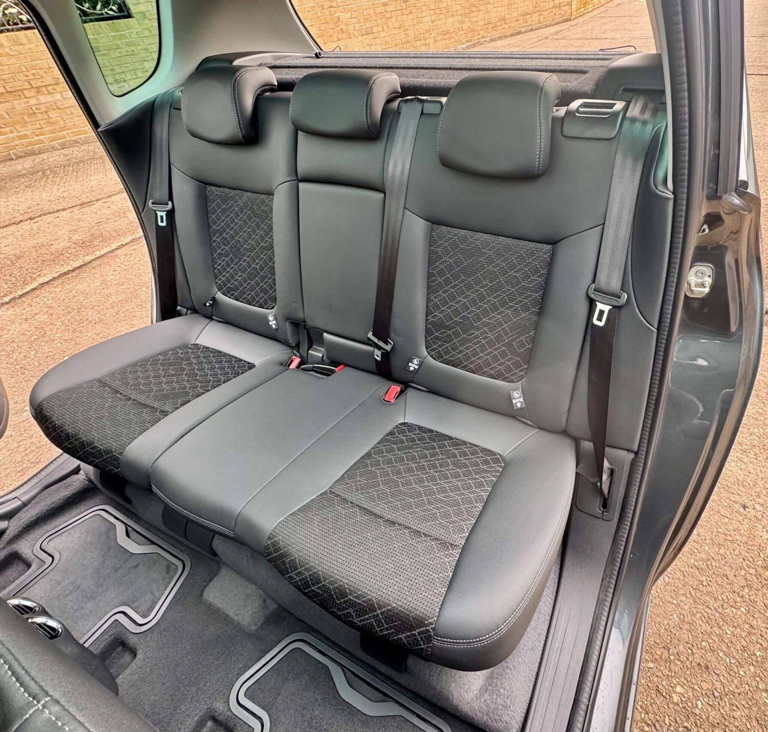 Used Peugeot 3008 for sale - 77807813: Photo 66