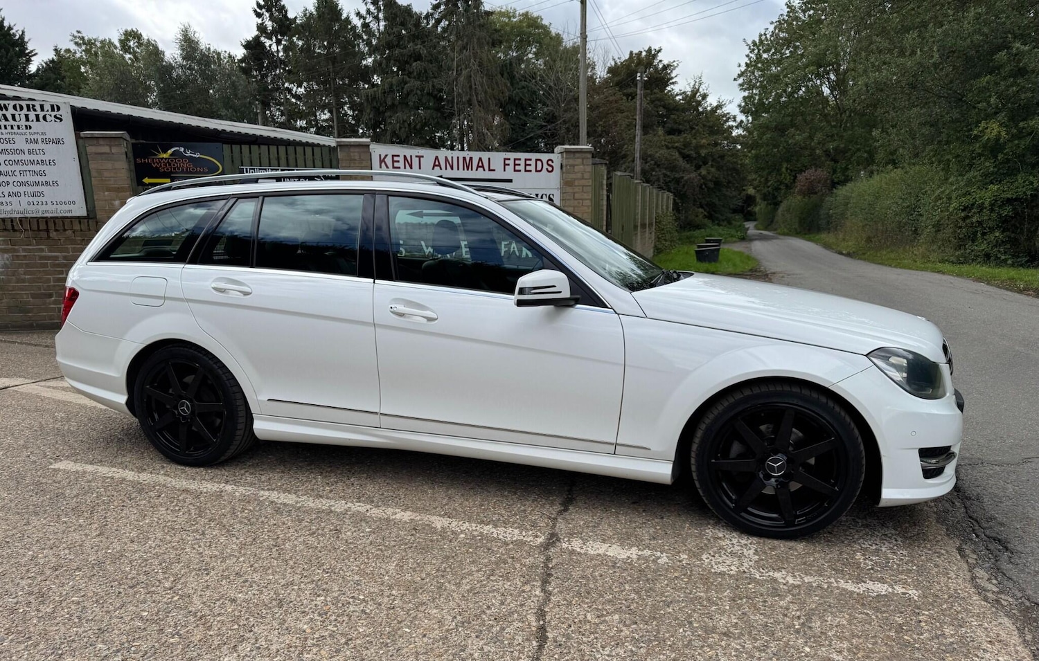 Used Mercedes-Benz C Class 2014 for sale - 76152282: Photo 23
