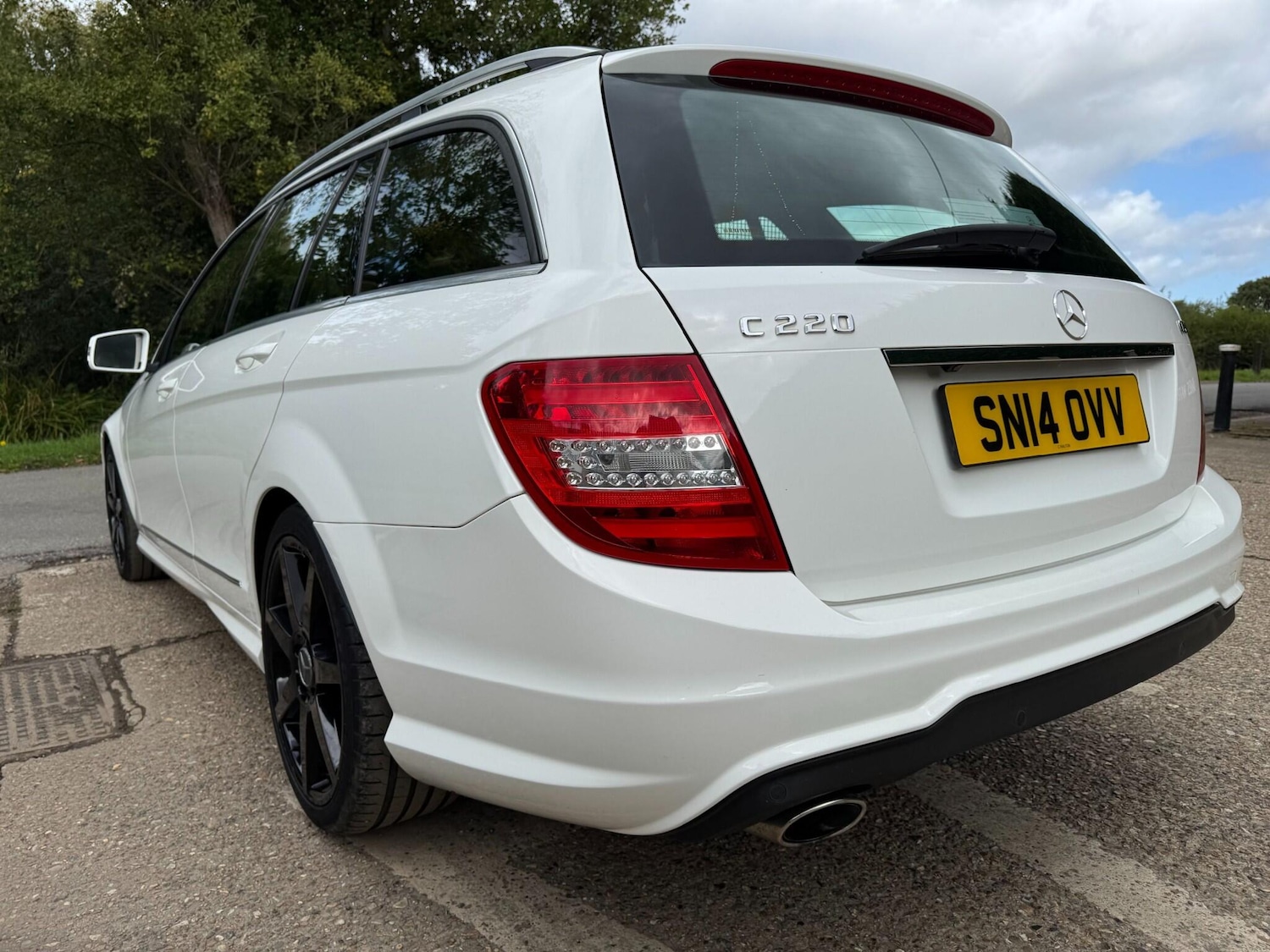 Used Mercedes-Benz C Class 2014 for sale - 76152282: Photo 55