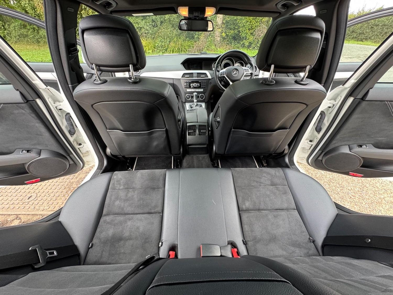 Used Mercedes-Benz C Class 2014 for sale - 76152282: Photo 60