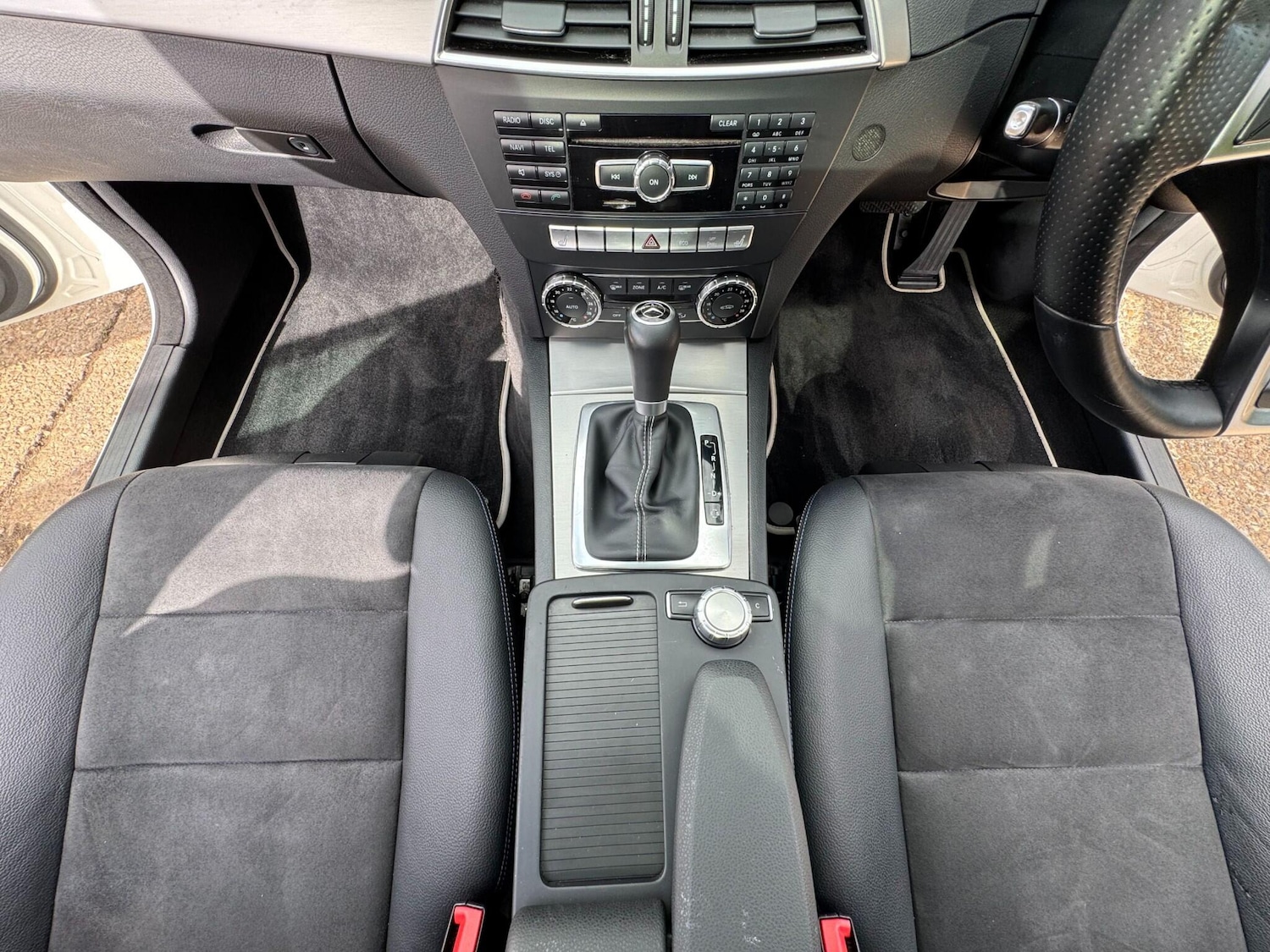 Used Mercedes-Benz C Class 2014 for sale - 76152282: Photo 8