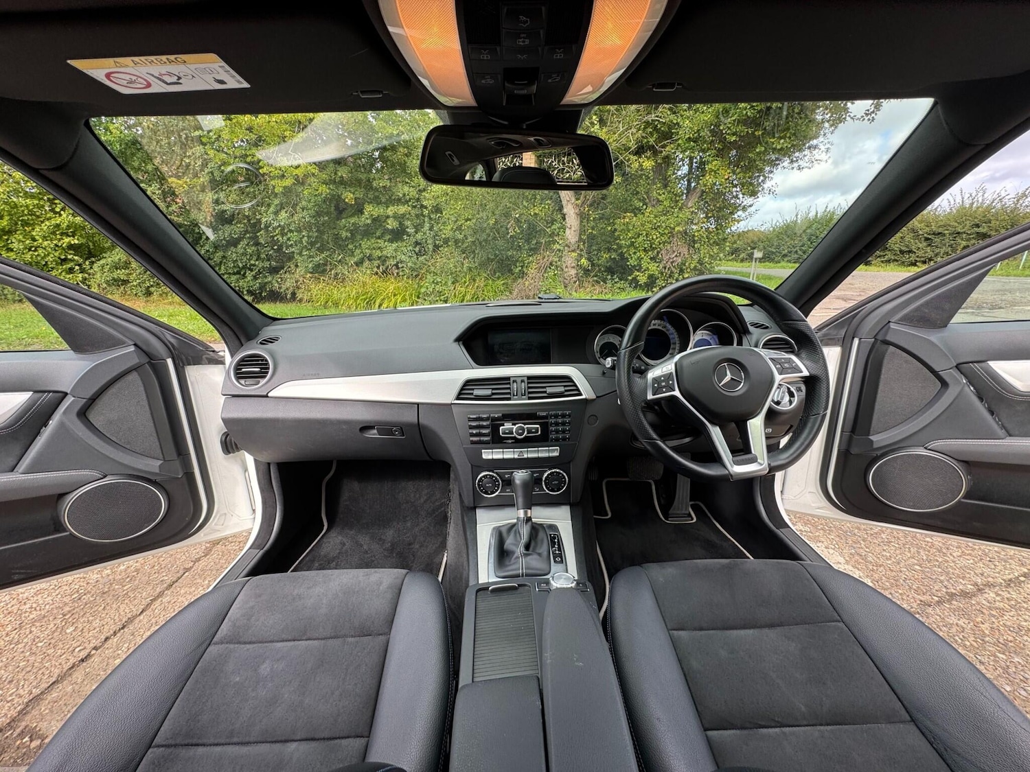 Used Mercedes-Benz C Class 2014 for sale - 76152282: Photo 84