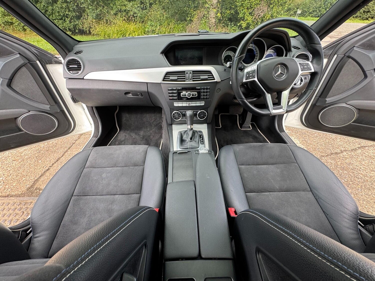 Used Mercedes-Benz C Class 2014 for sale - 76152282: Photo 85