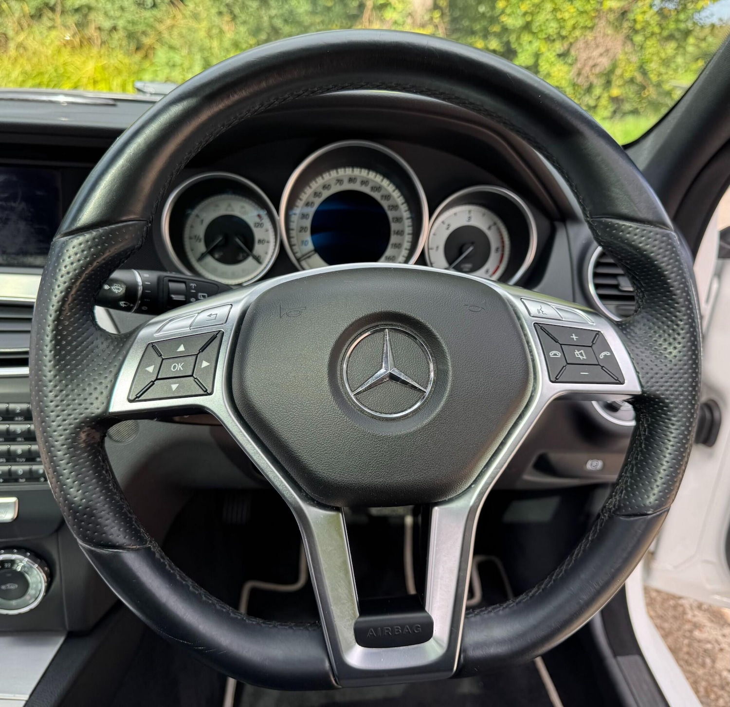 Used Mercedes-Benz C Class 2014 for sale - 76152282: Photo 91