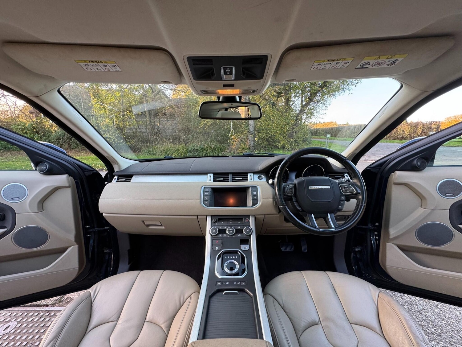 Used Land Rover Range Rover Evoque 2012 for sale - 76521963: Photo 76