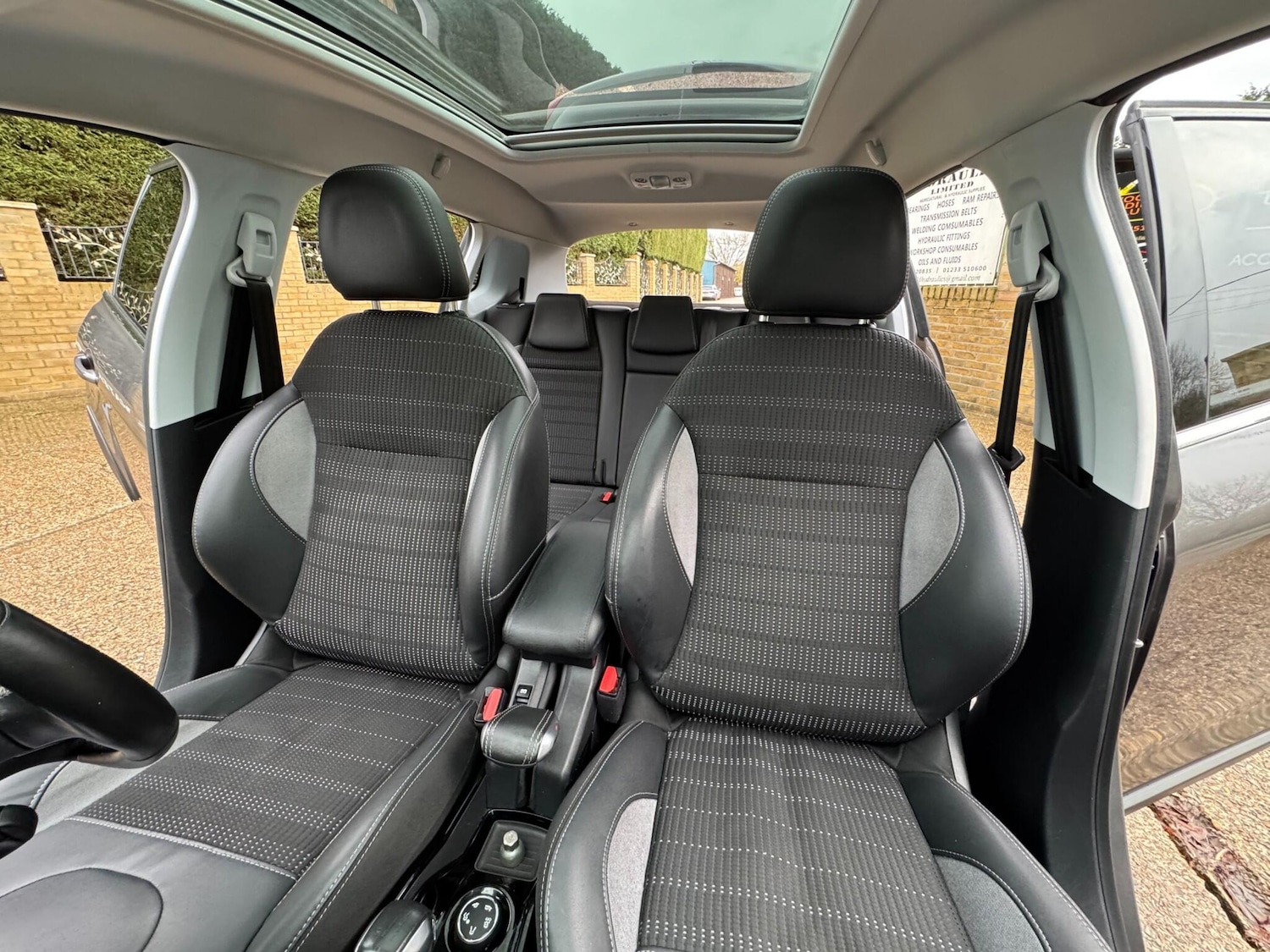 Used Peugeot 2008 2016 for sale - 76765094: Photo 17