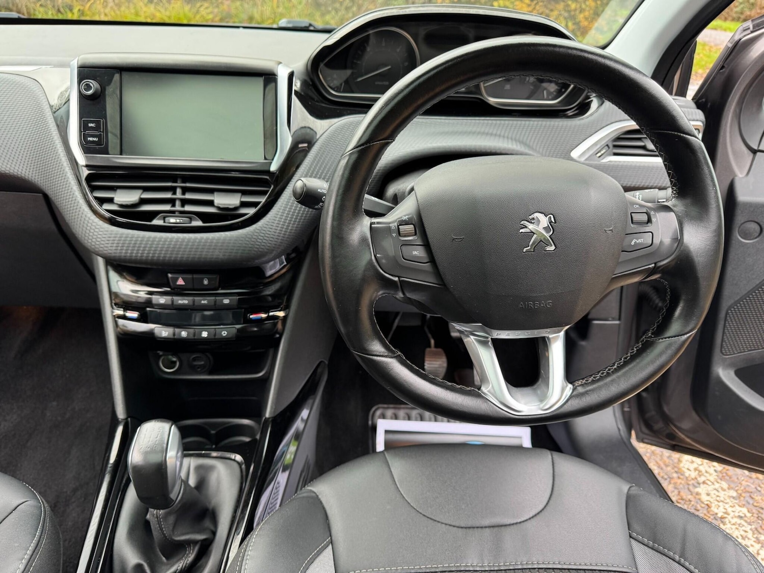 Used Peugeot 2008 2016 for sale - 76765094: Photo 2