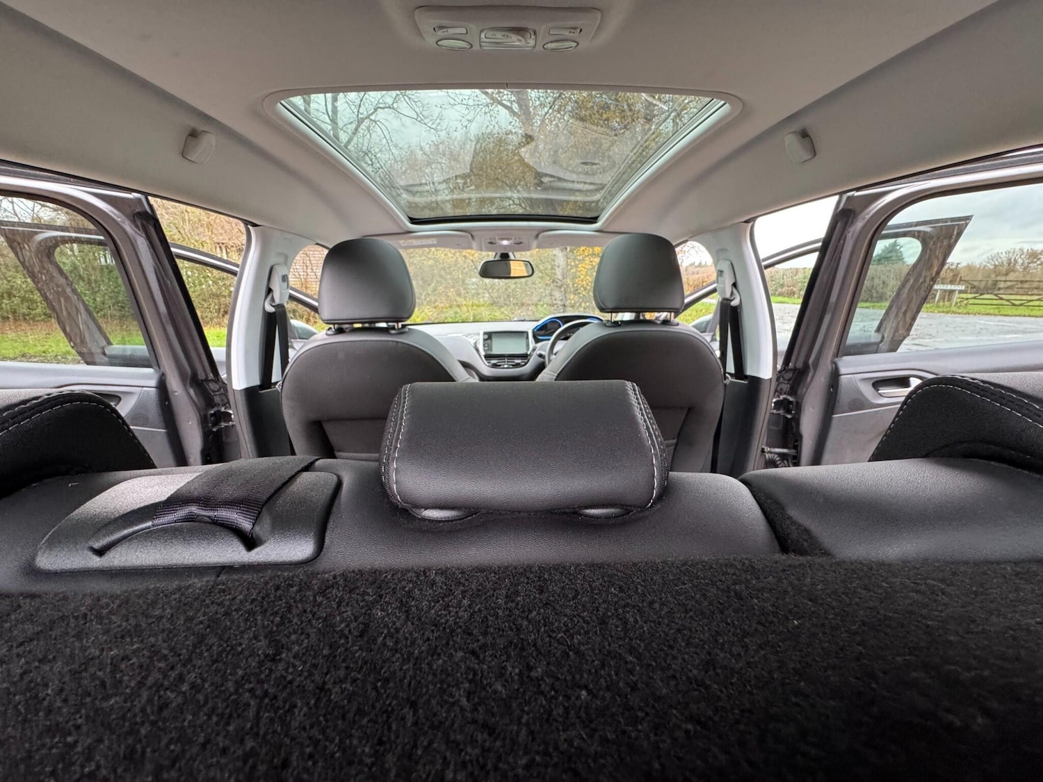 Used Peugeot 2008 2016 for sale - 76765094: Photo 49