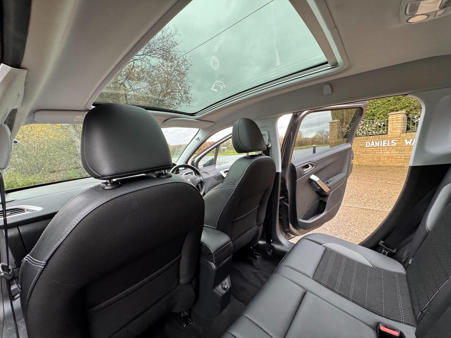 Used Peugeot 2008 2016 for sale - 76765094: Photo 55