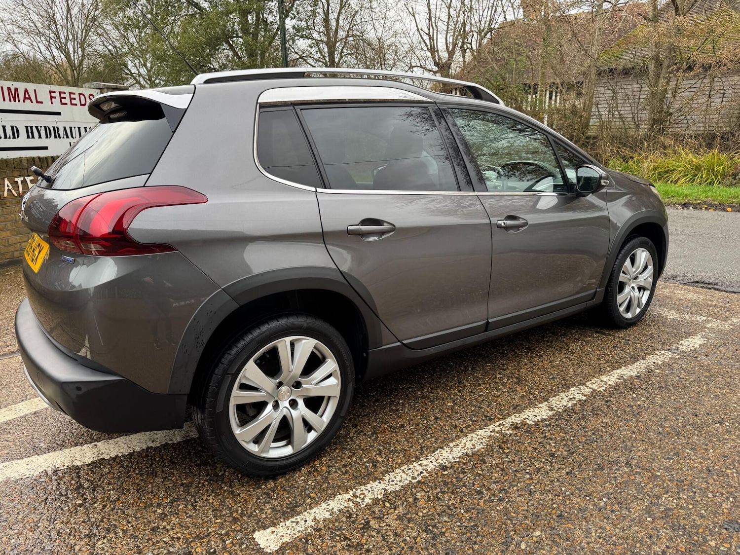 Used Peugeot 2008 2016 for sale - 76765094: Photo 6
