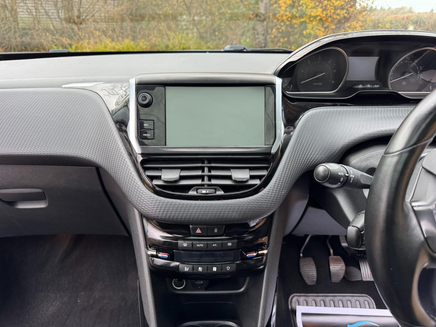 Used Peugeot 2008 2016 for sale - 76765094: Photo 77