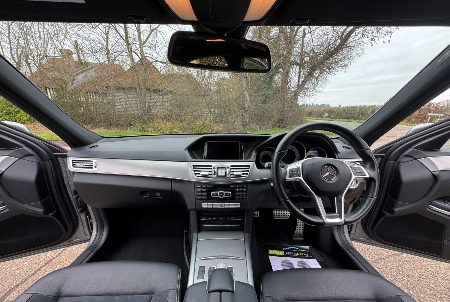 Used Mercedes-Benz E Class 2014 for sale - 77994930: Photo 31