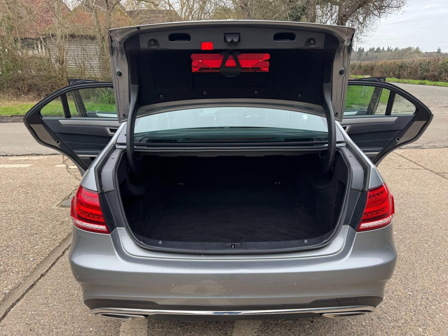 Used Mercedes-Benz E Class 2014 for sale - 78073967: Photo 52