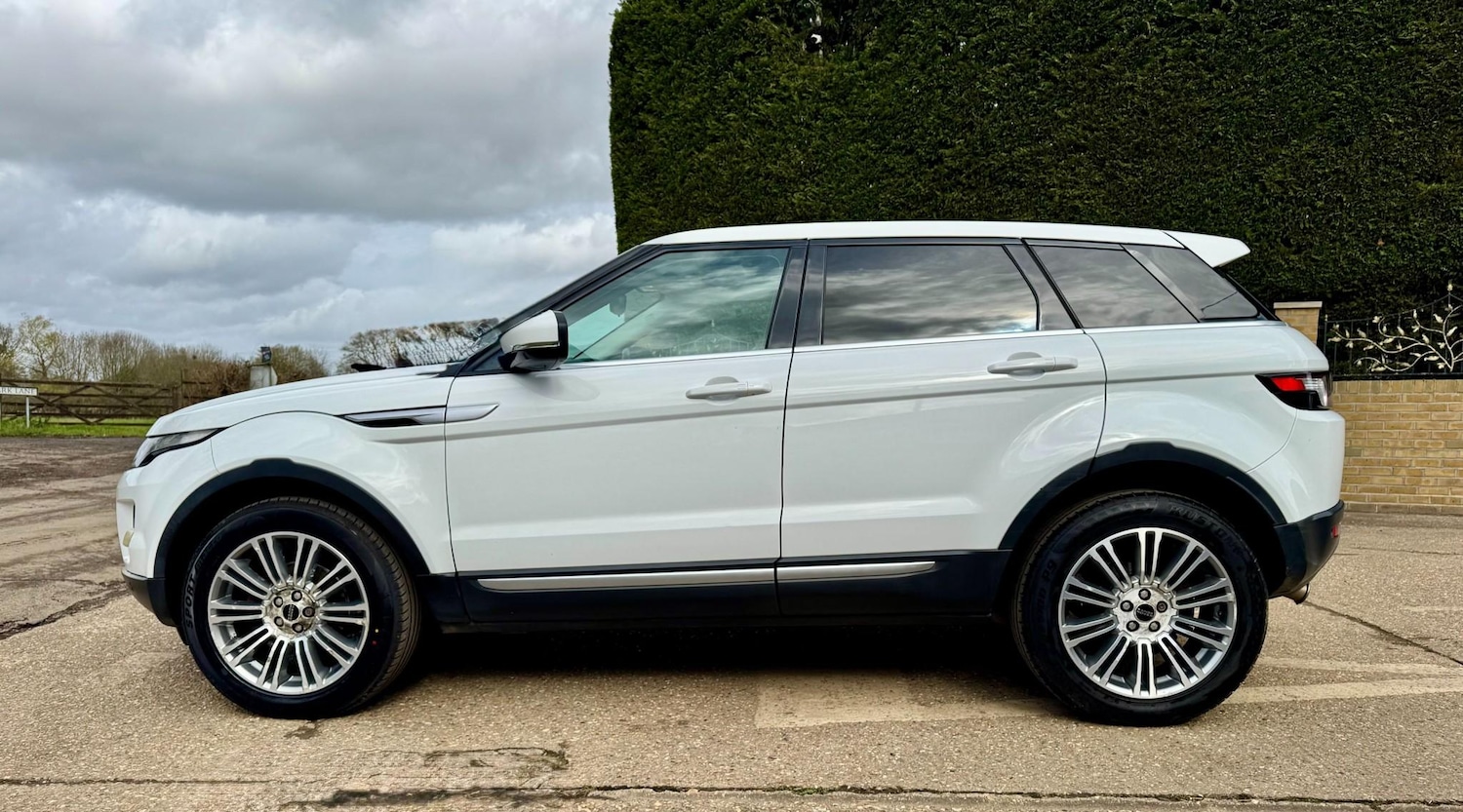 Used Land Rover Range Rover Evoque 2012 for sale - 77984116: Photo 51