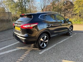 Used Nissan Qashqai 2015 for sale - 76550813: Photo