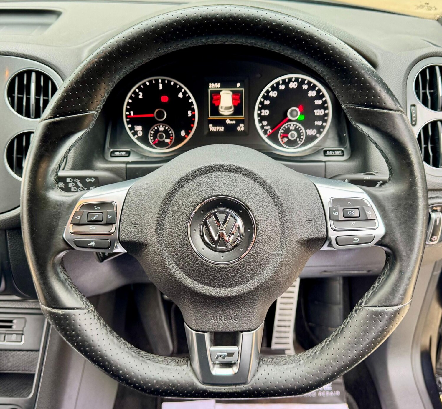 Used Volkswagen Tiguan 2015 for sale - 78049156: Photo 85