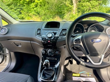Used Ford Fiesta 2015 for sale - 78691703: Photo