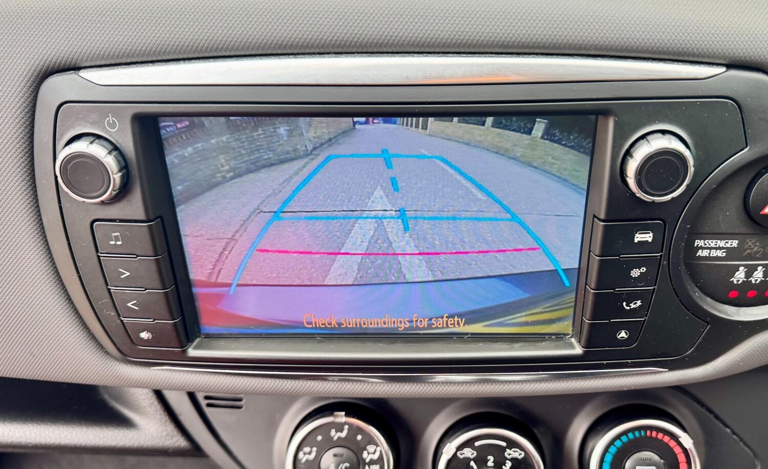 Used Toyota Yaris 2015 for sale - 78148437: Photo 20