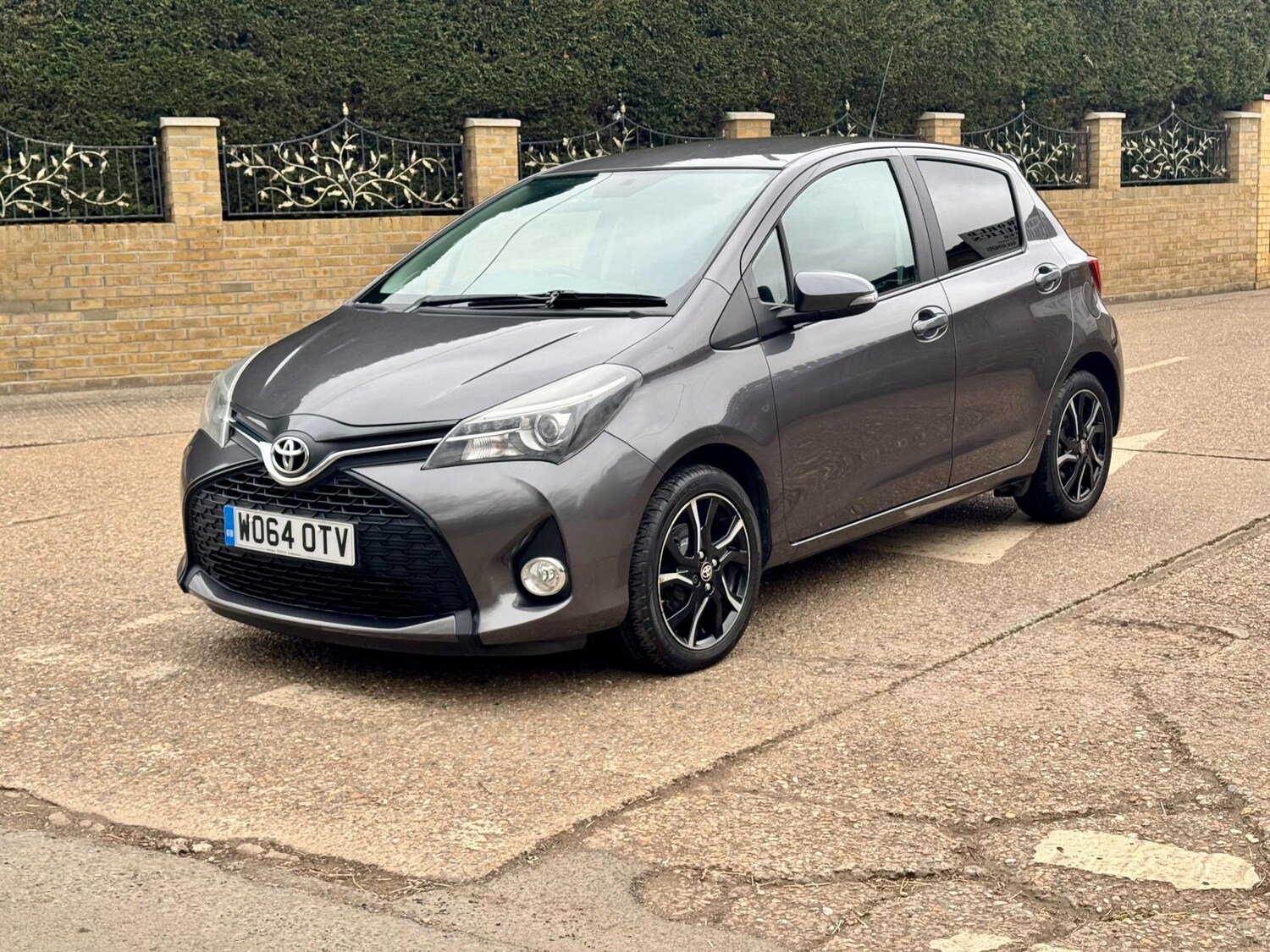 Used Toyota Yaris 2015 for sale - 78148437: Photo 39