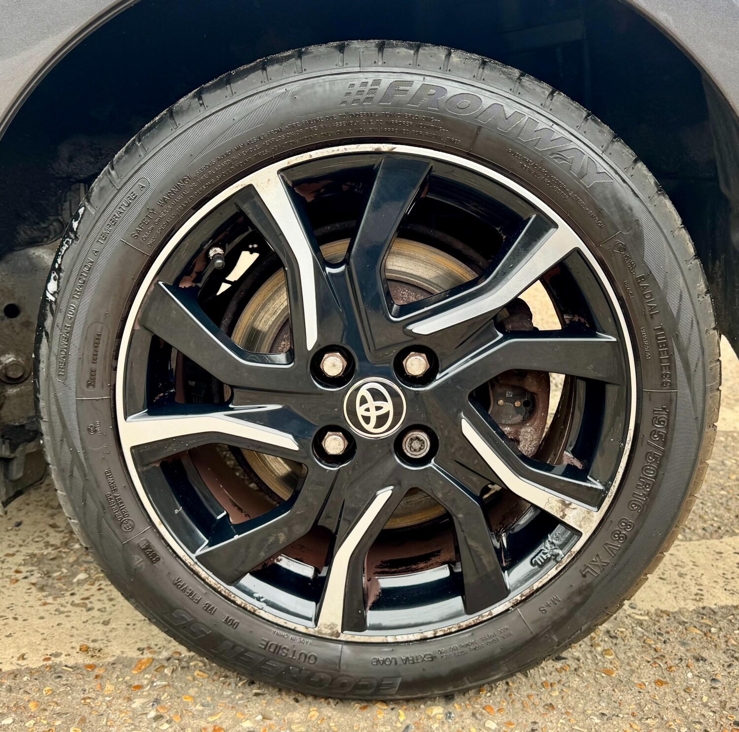 Used Toyota Yaris 2015 for sale - 78148437: Photo 50