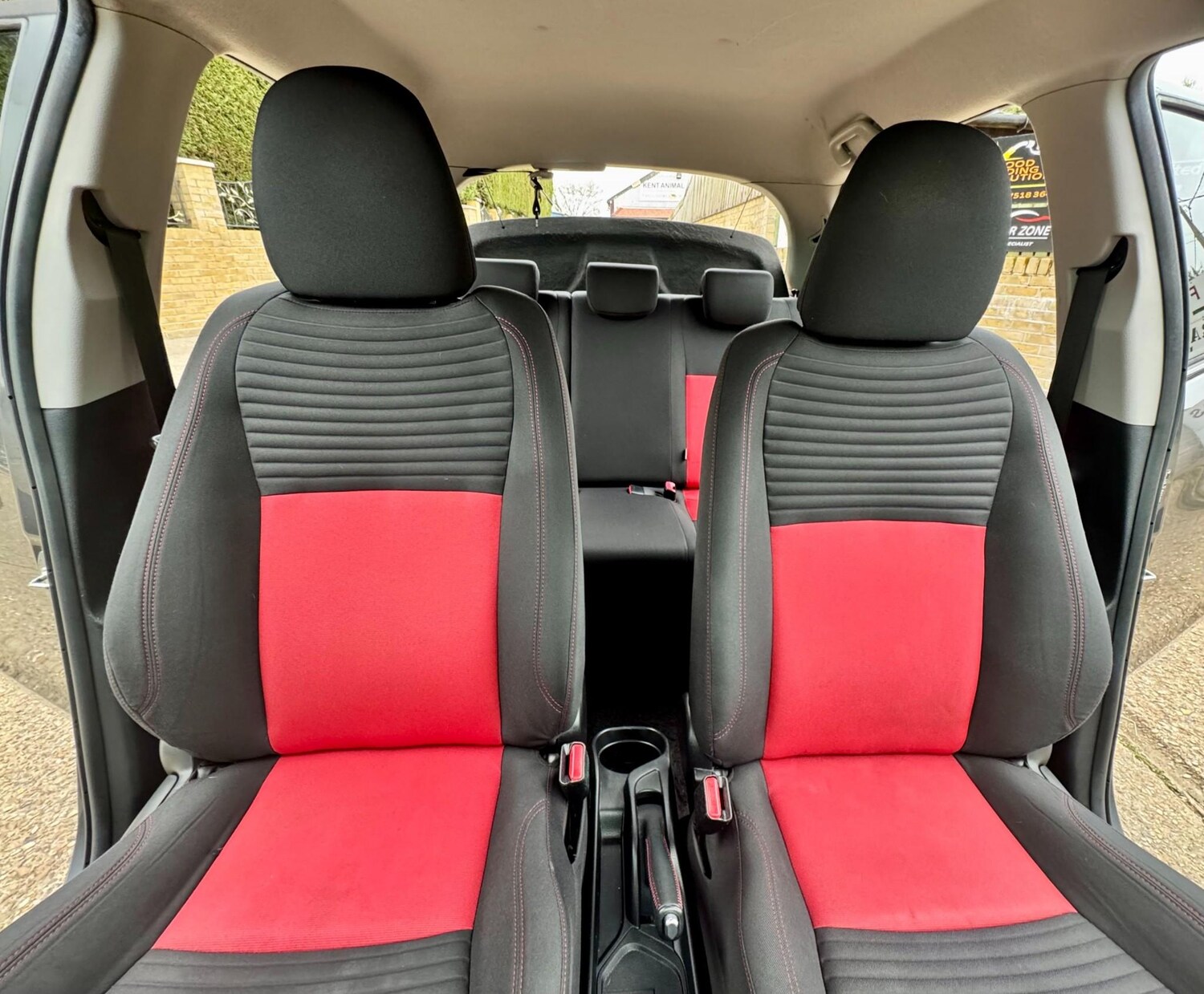 Used Toyota Yaris 2015 for sale - 78148437: Photo 90