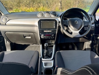 Used Suzuki Vitara 2017 for sale - 77306293: Photo