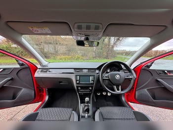 Used Skoda Rapid Spaceback 2015 for sale - 76801789: Photo