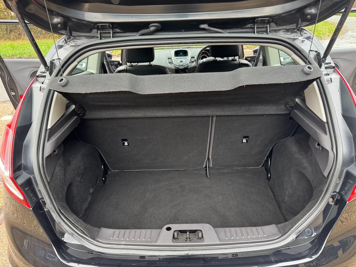 Used Ford Fiesta 2013 for sale - 76887217: Photo 63