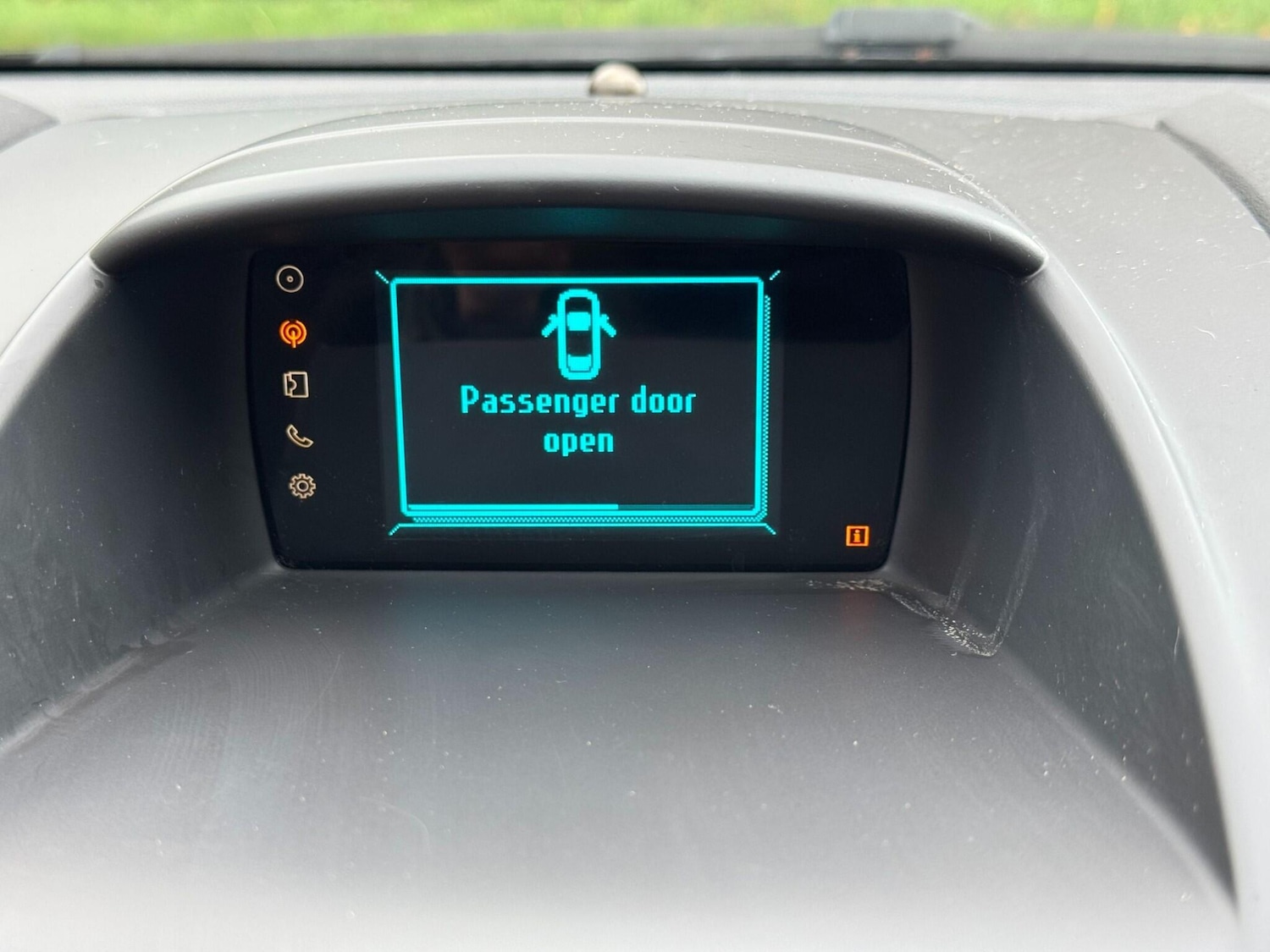 Used Ford Fiesta 2013 for sale - 76887217: Photo 77