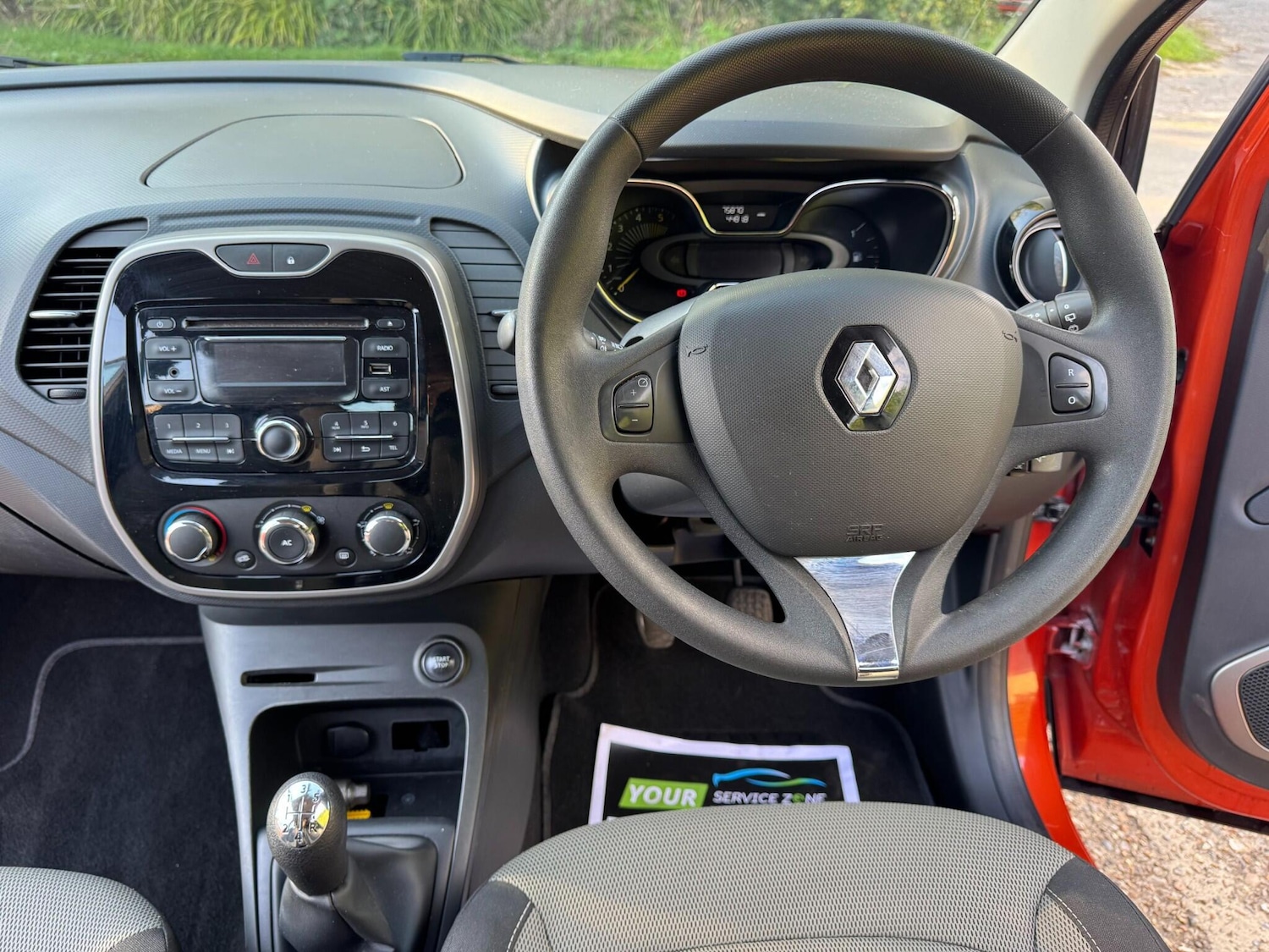 Used Renault Captur 2015 for sale - 76995364: Photo 19