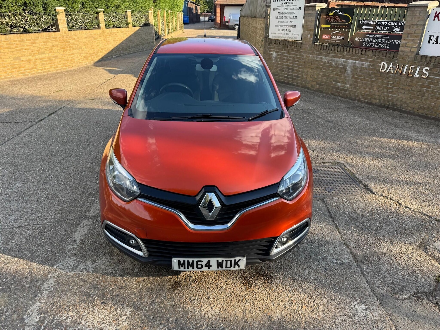 Used Renault Captur 2015 for sale - 76995364: Photo 25