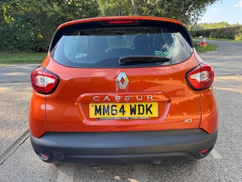 Used Renault Captur 2015 for sale - 76995364: Photo