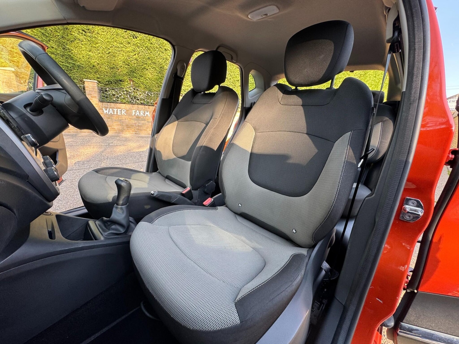 Used Renault Captur 2015 for sale - 76995364: Photo 58