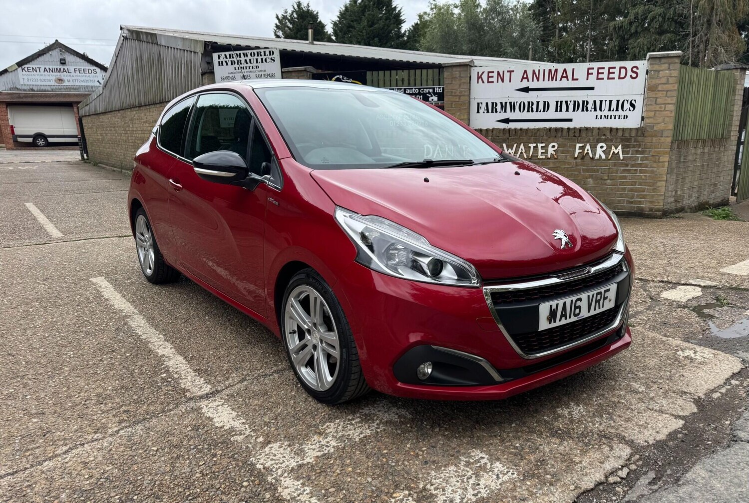 Used Peugeot 208 2016 for sale - 76360334: Photo 53